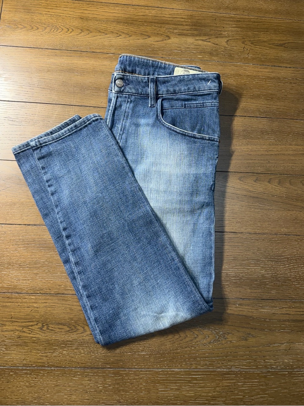 Diesel Mens Jeans Tapered Fit Stretch Distressed Blue Button Fly D-Bazer W33 L32